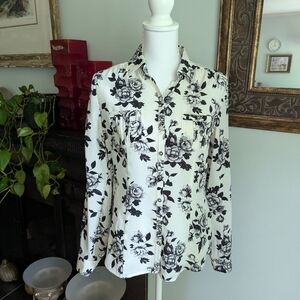 White House Black Market Black and White Floral Blouse